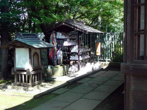 Gotokuji-Dedication-Stand